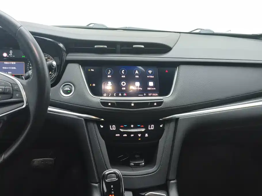 Cadillac XT5 2019 — фото 13