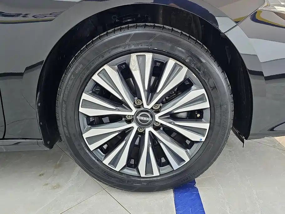 Nissan Teana 2024