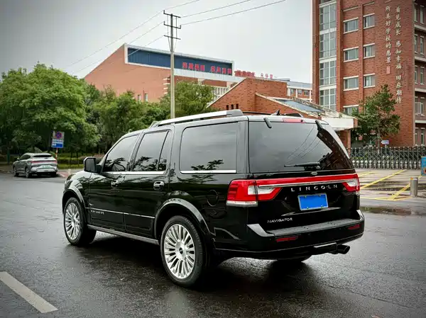 Lincoln Navigator 2018