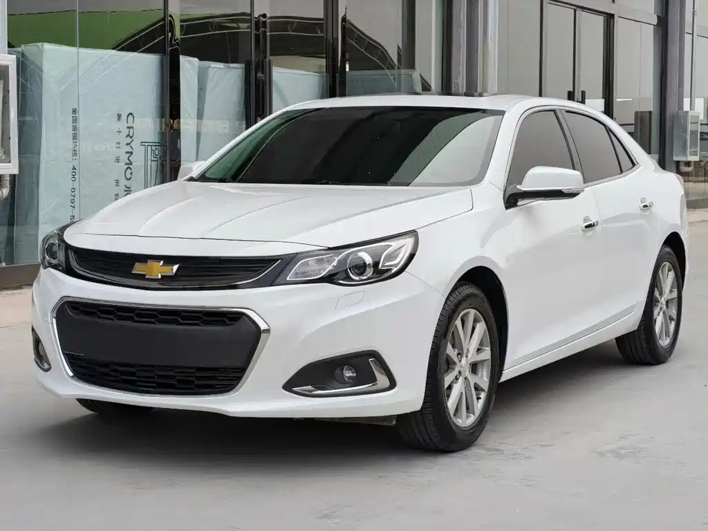 Chevrolet Malibu 2018 — фото 1