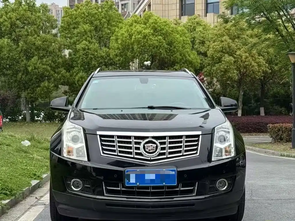 Cadillac SRX 2016 — фото 2