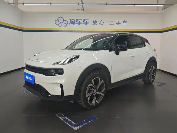Lynk & Co 06 2023