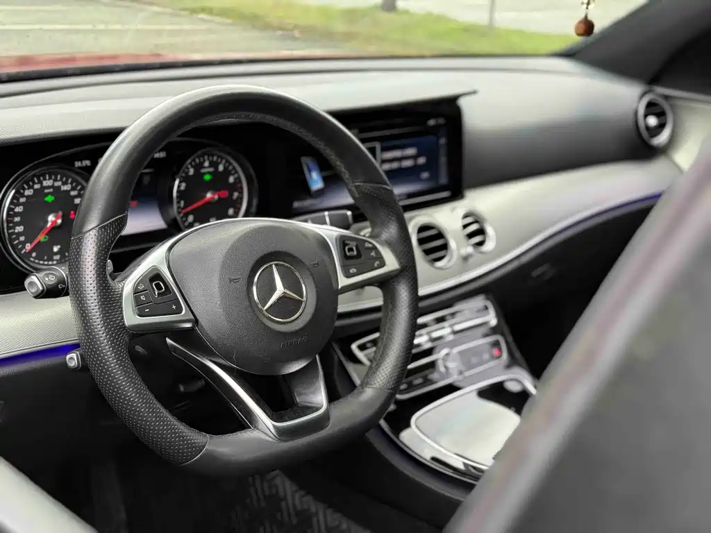 Mercedes-Benz E-Class 2017 — фото 3