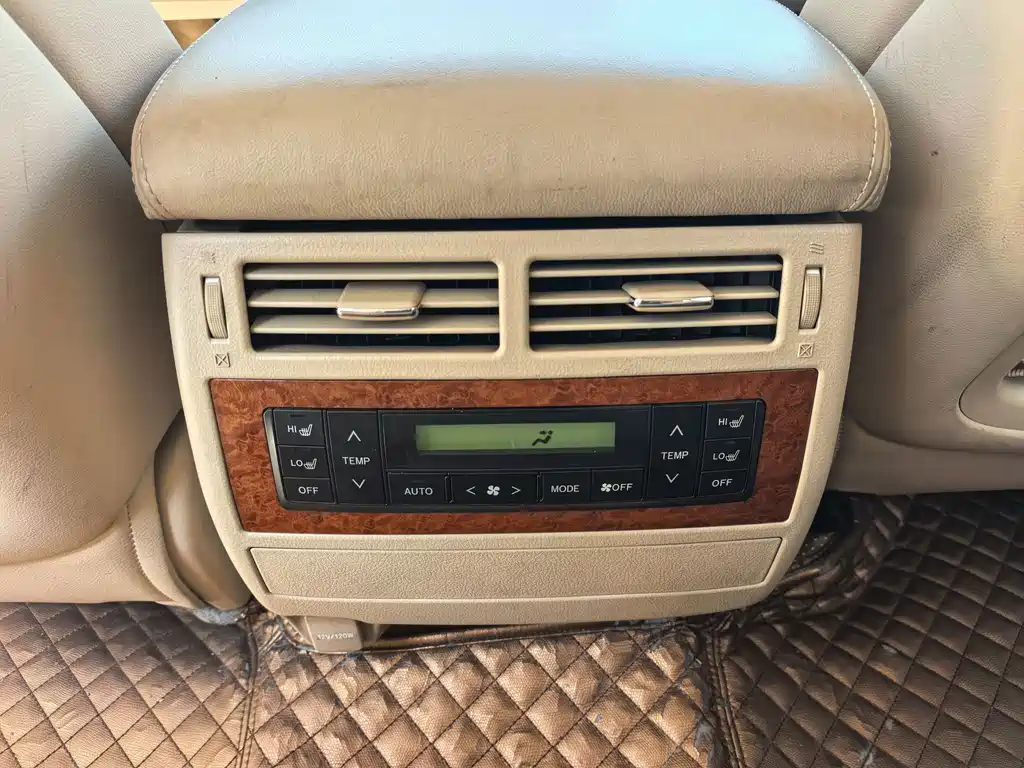 Toyota Land Cruiser 2013 — фото 13
