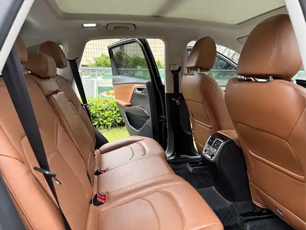 Borgward BX7 2016