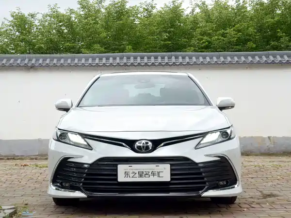 Toyota Camry 2021