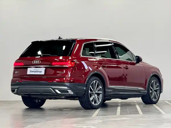 Audi Q7 2021