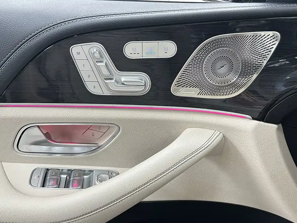 Mercedes-Benz GLS 2023 — фото 28