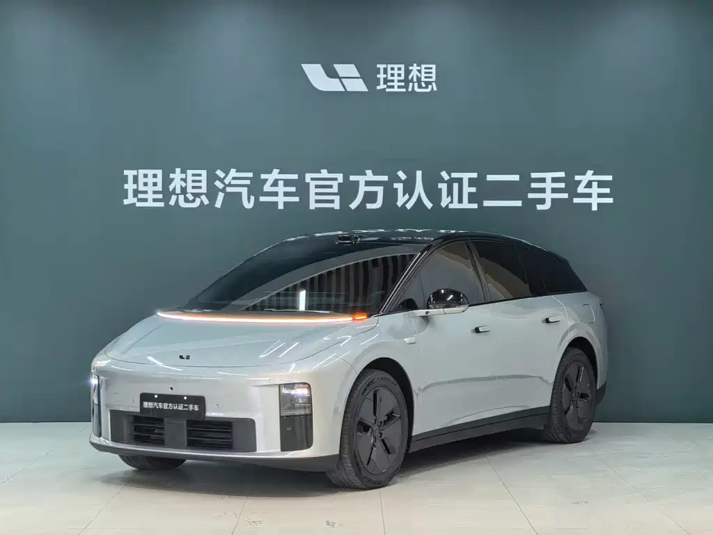 Li Auto i6 2025