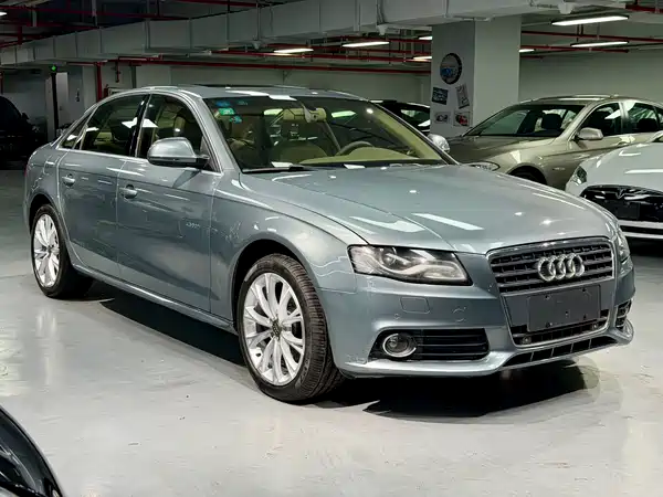 Audi A4L 2010