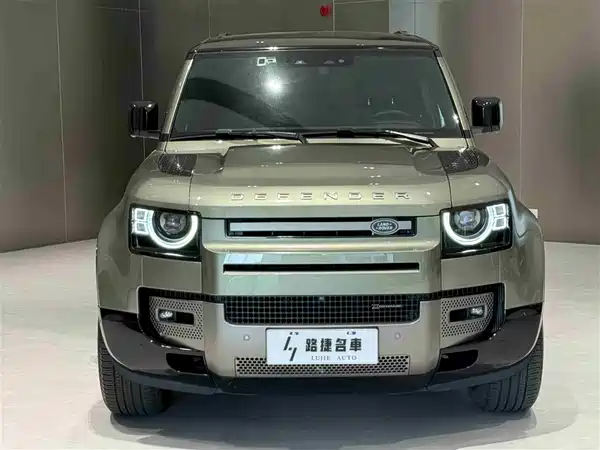 Land Rover Defender 2023