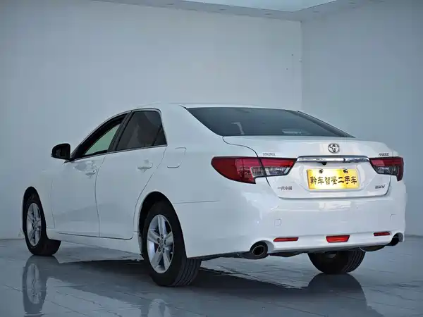 Toyota Reiz 2015