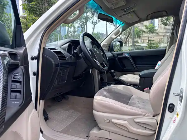Toyota Prado 2010