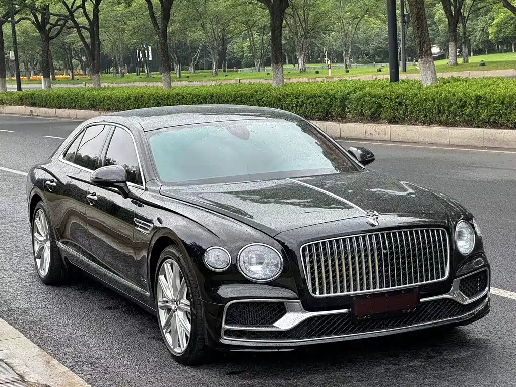 Bentley Flying Spur 2020 — фото 2