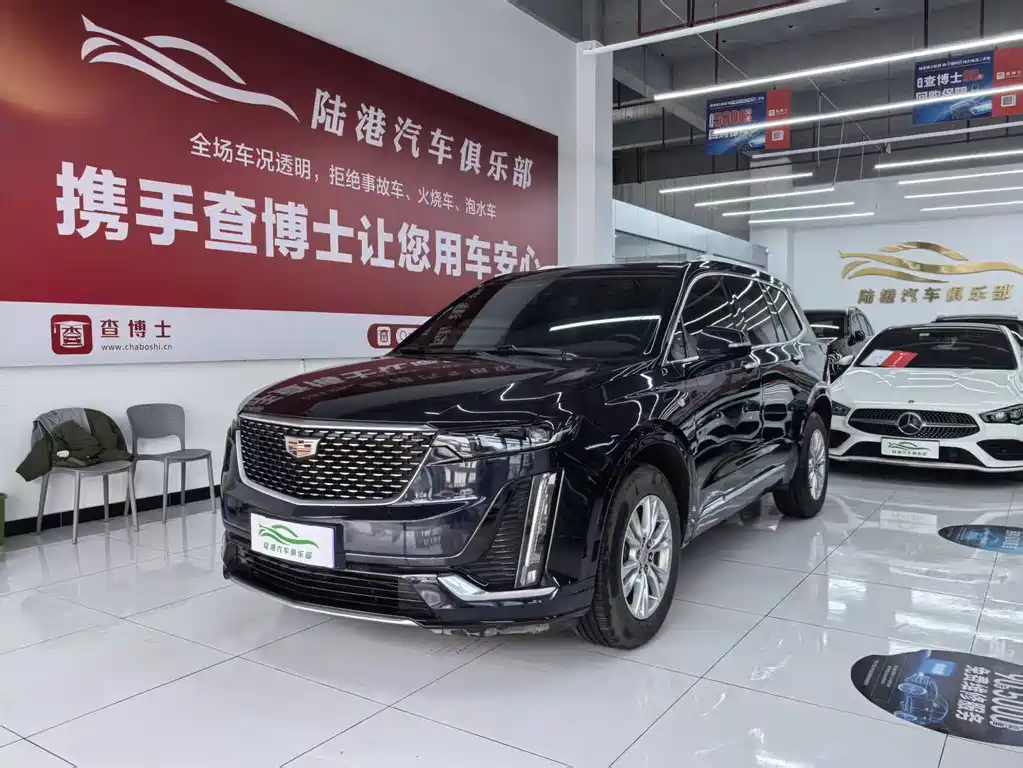 Cadillac XT6 2022 — фото 1