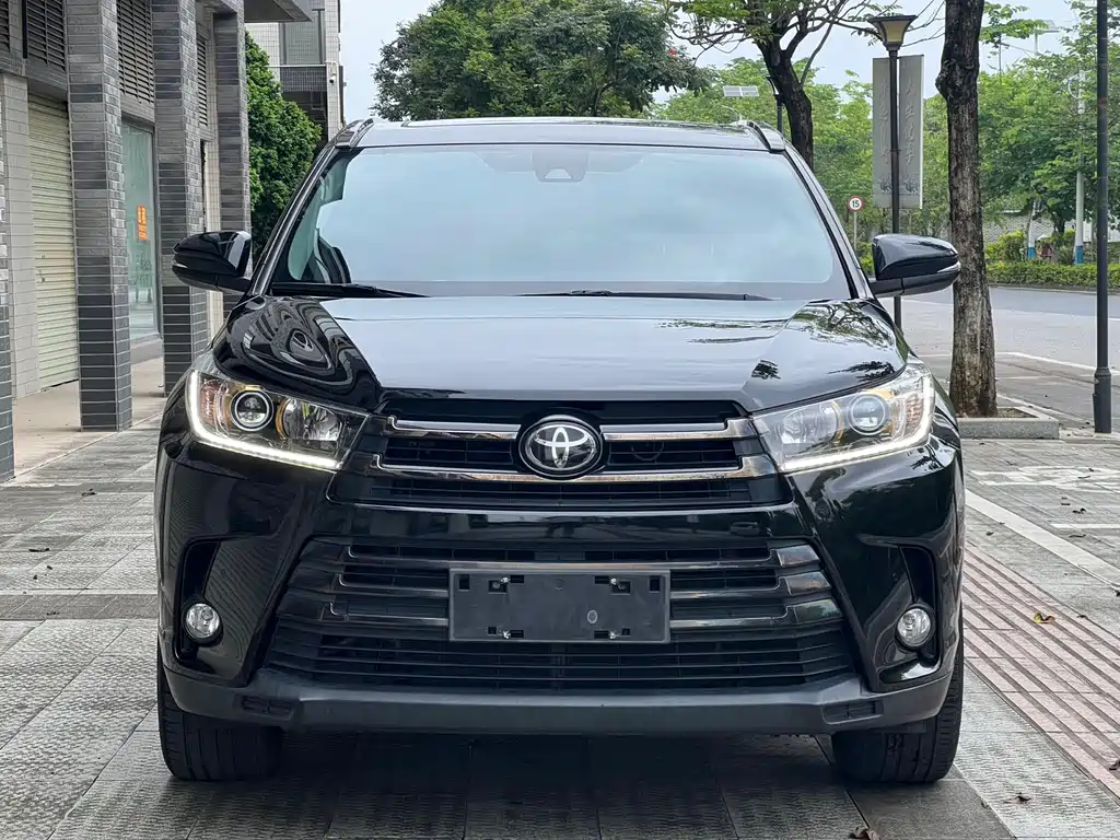 Toyota Highlander 2019 — фото 2
