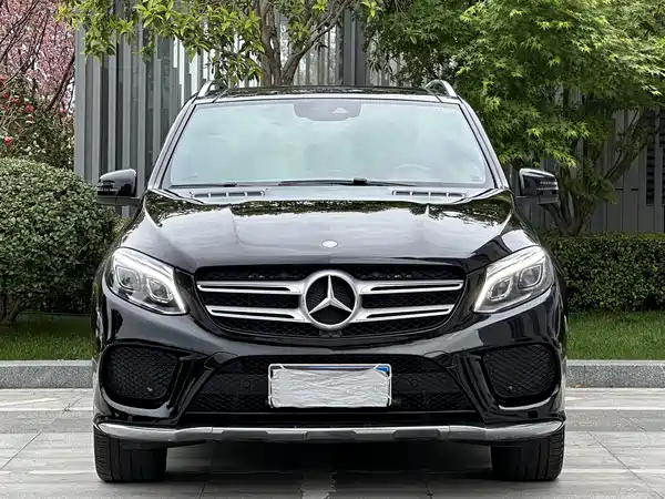 Mercedes-Benz GLE 2015