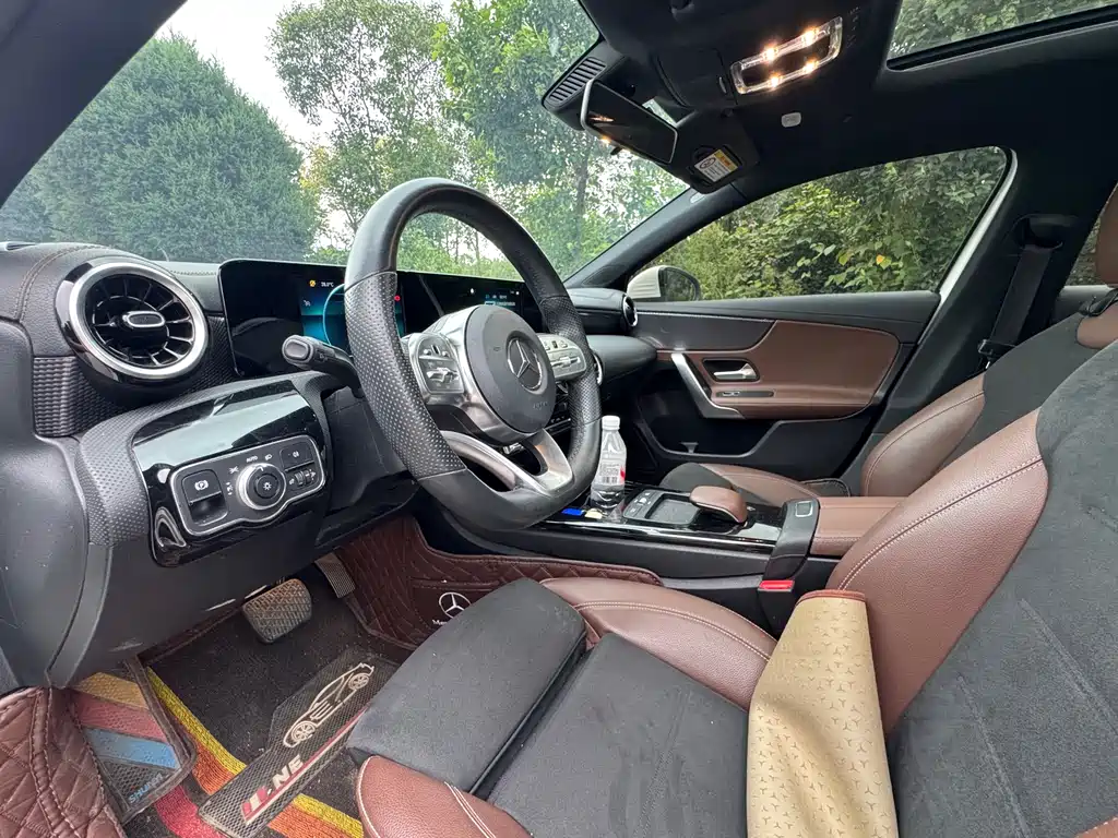 Mercedes-Benz A-Class 2019 — фото 8