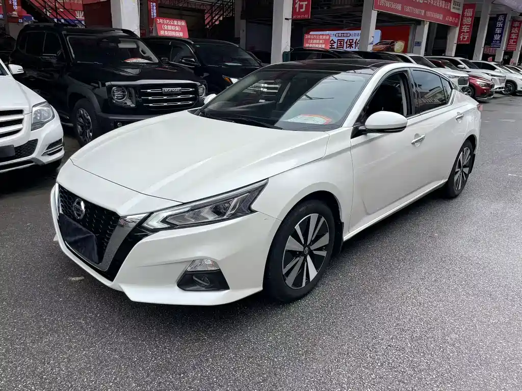 Nissan Teana 2022
