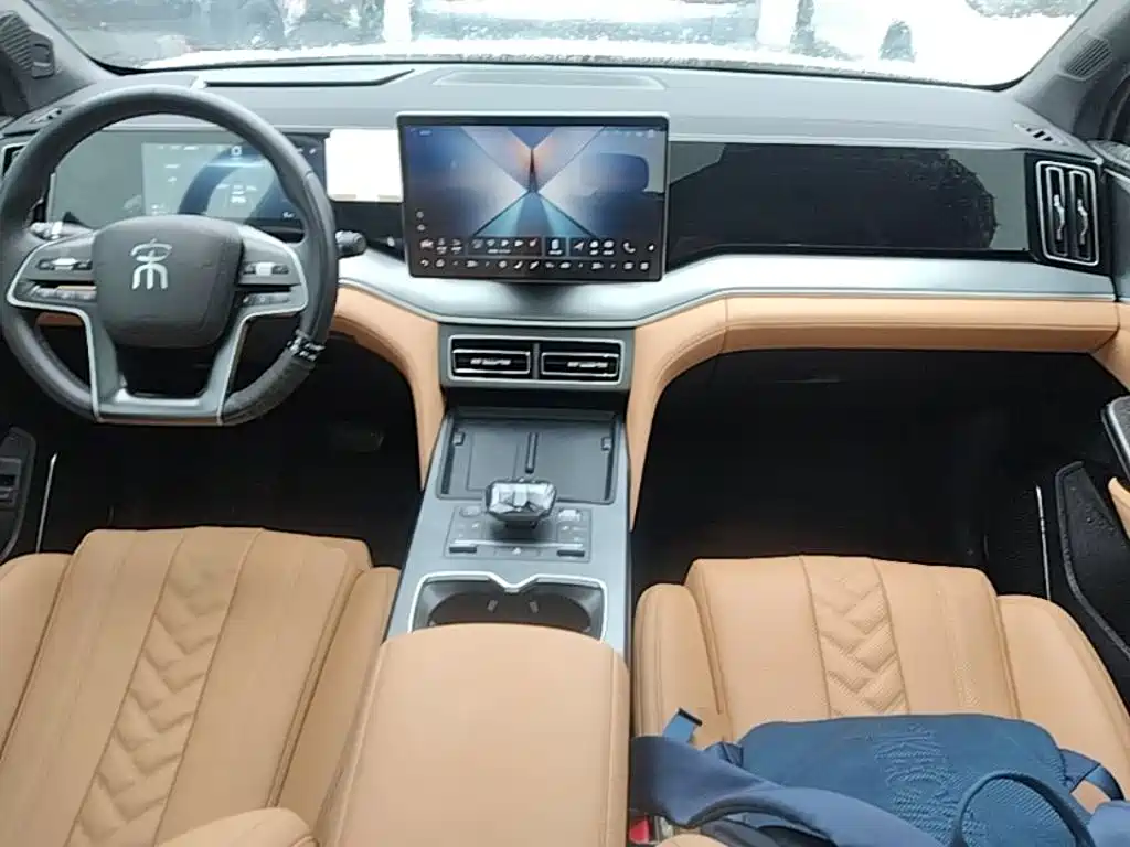 BYD Song L DM-i 2024 — фото 10