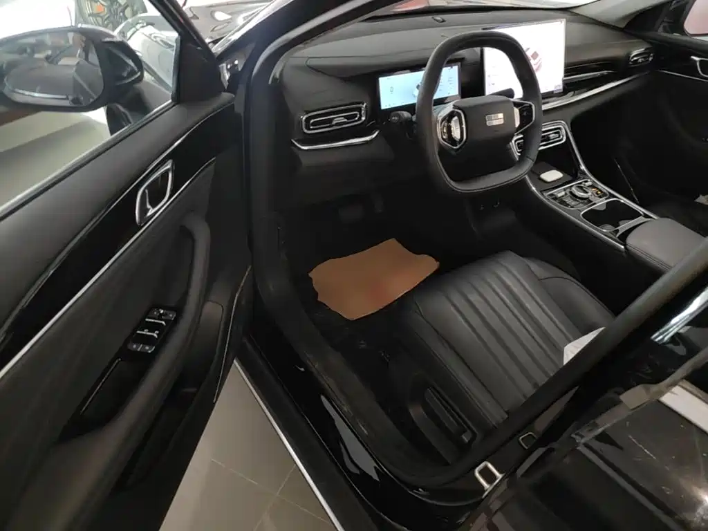 Geely Galaxy Star 6 2026 — фото 16