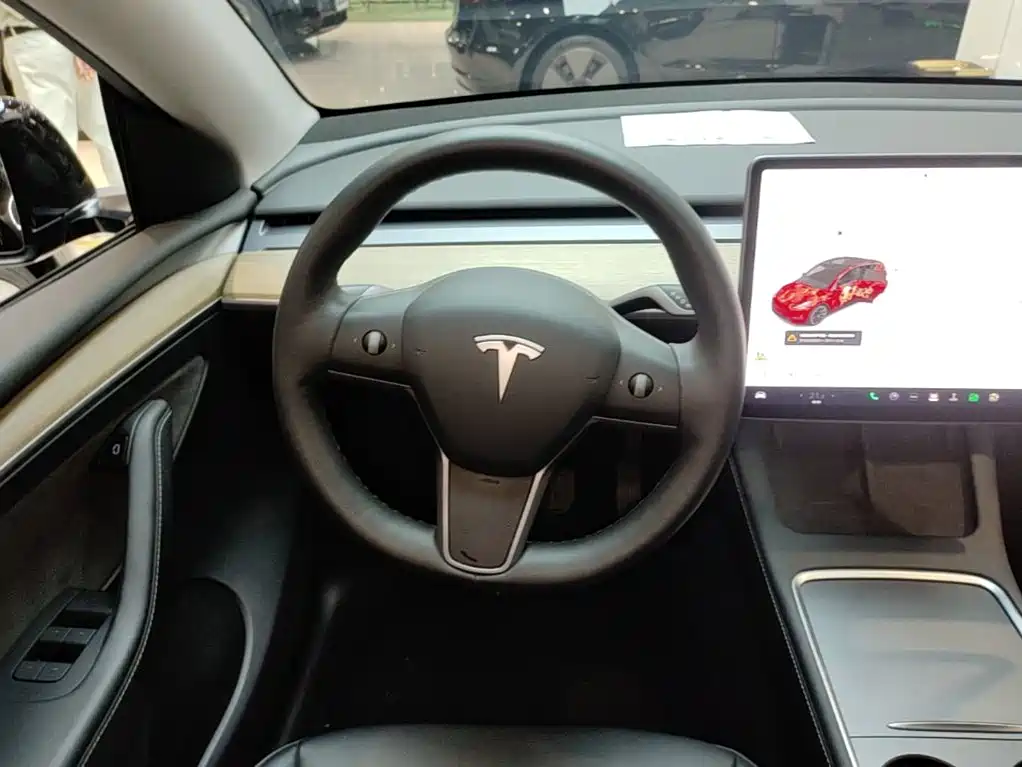 Tesla Model Y 2021 — фото 11