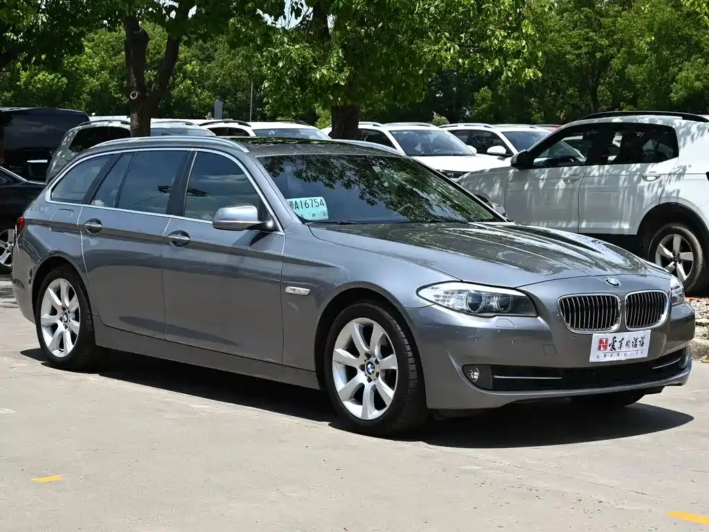 BMW 5 Series 2012