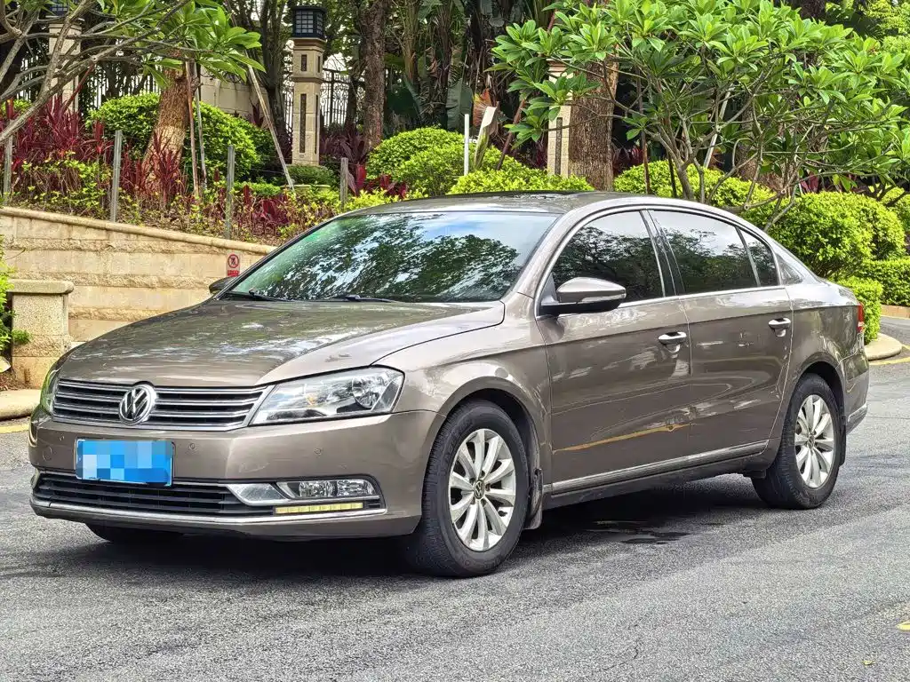 Volkswagen Magotan 2015