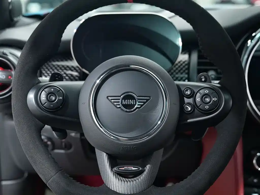 MINI JCW 2021 — фото 10