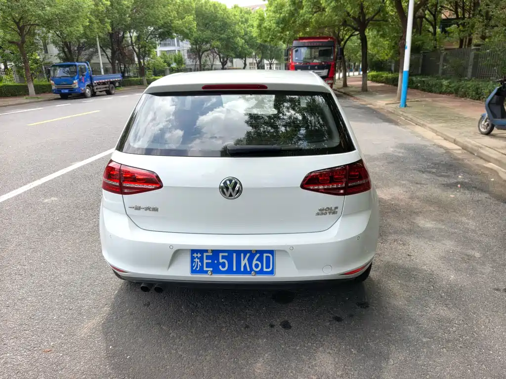 Volkswagen Golf 2017 — фото 10
