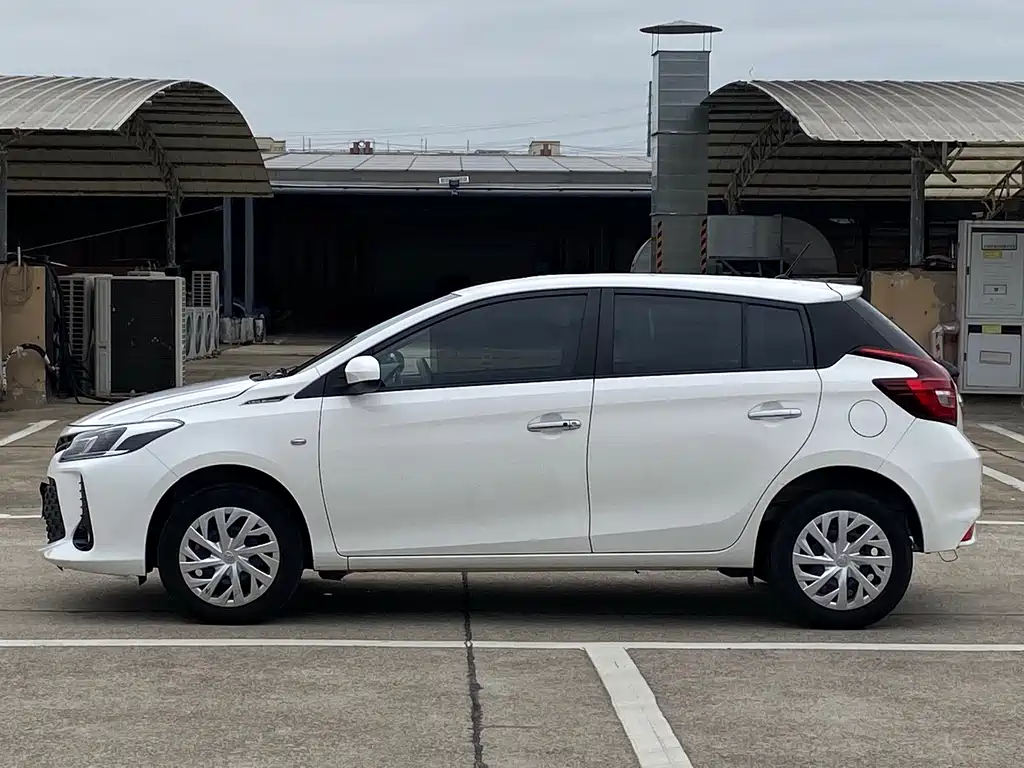 Toyota Vios FS 2023 — фото 4
