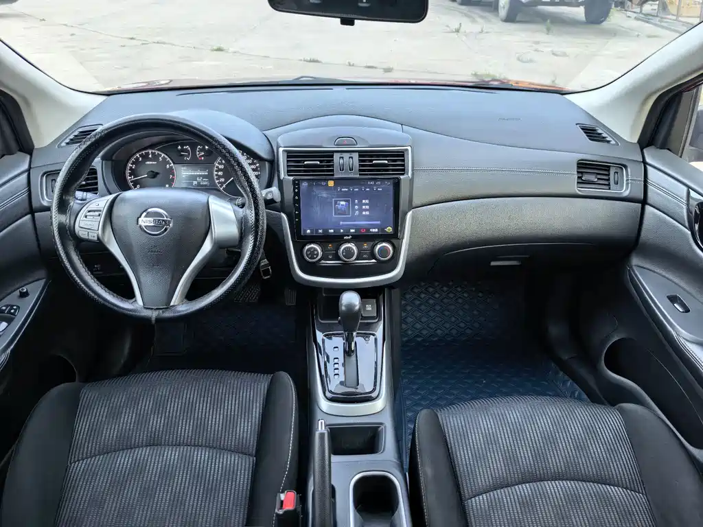 Nissan Tiida 2020