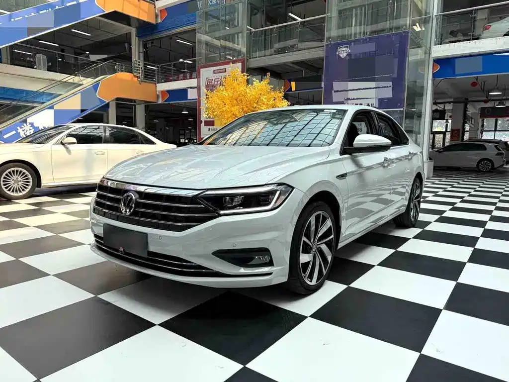 Volkswagen Sagitar 2022