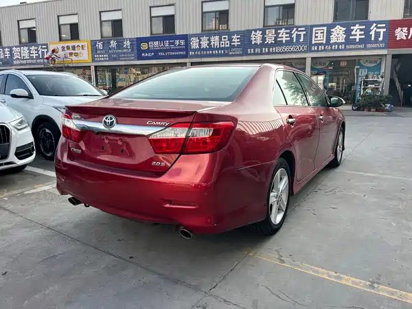 Toyota Camry 2014