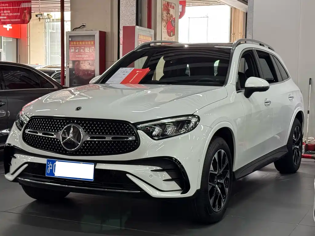 Mercedes-Benz GLC 2023 — фото 1
