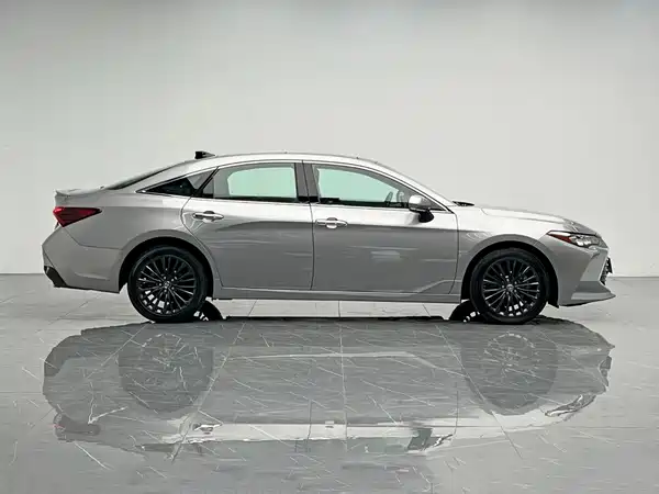 Toyota Avalon 2019