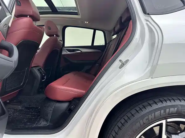 BMW X4 2023
