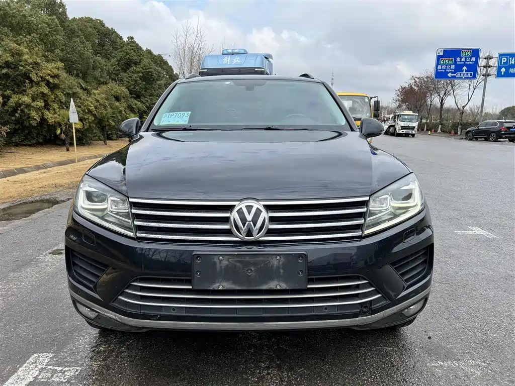 Volkswagen Touareg 2018 — фото 2