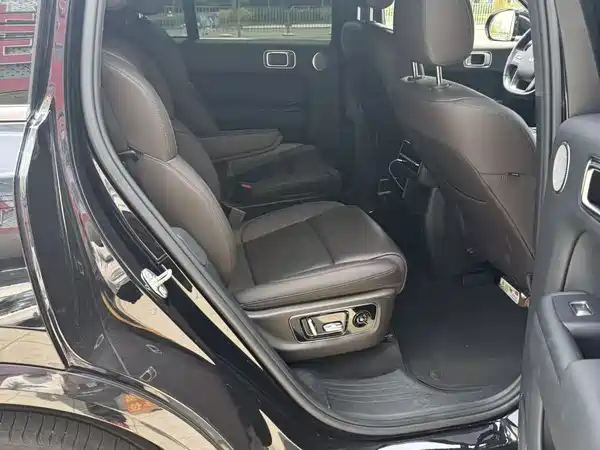 Li Auto L8 2024