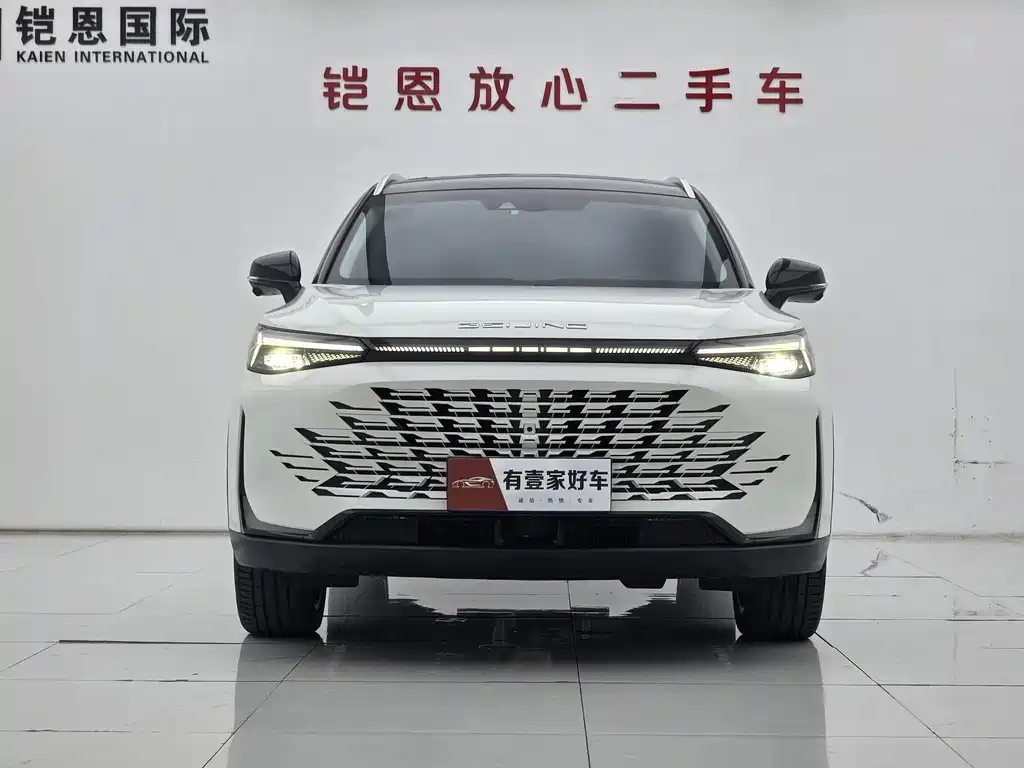 BAIC X7 2023 — фото 2