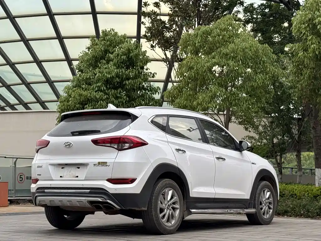 Hyundai Tucson 2016 — фото 4