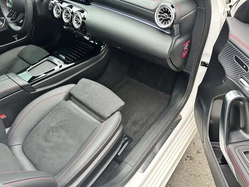 Mercedes-Benz A-Class 2025 — фото 14