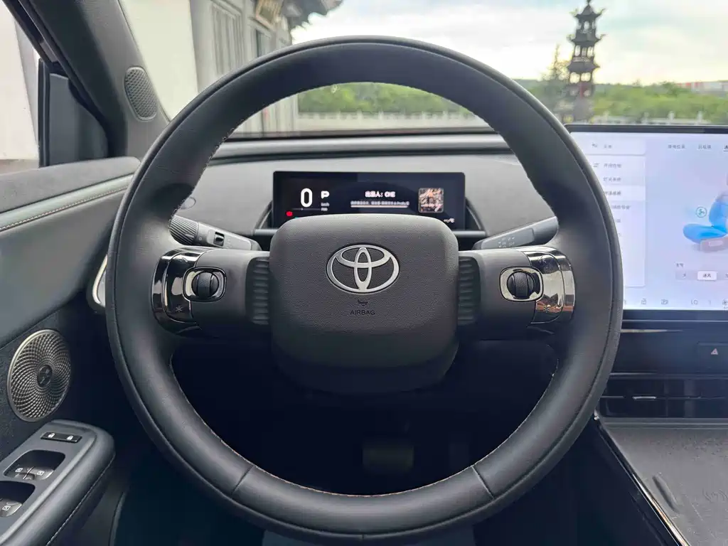 Toyota bZ3X 2025 — фото 18