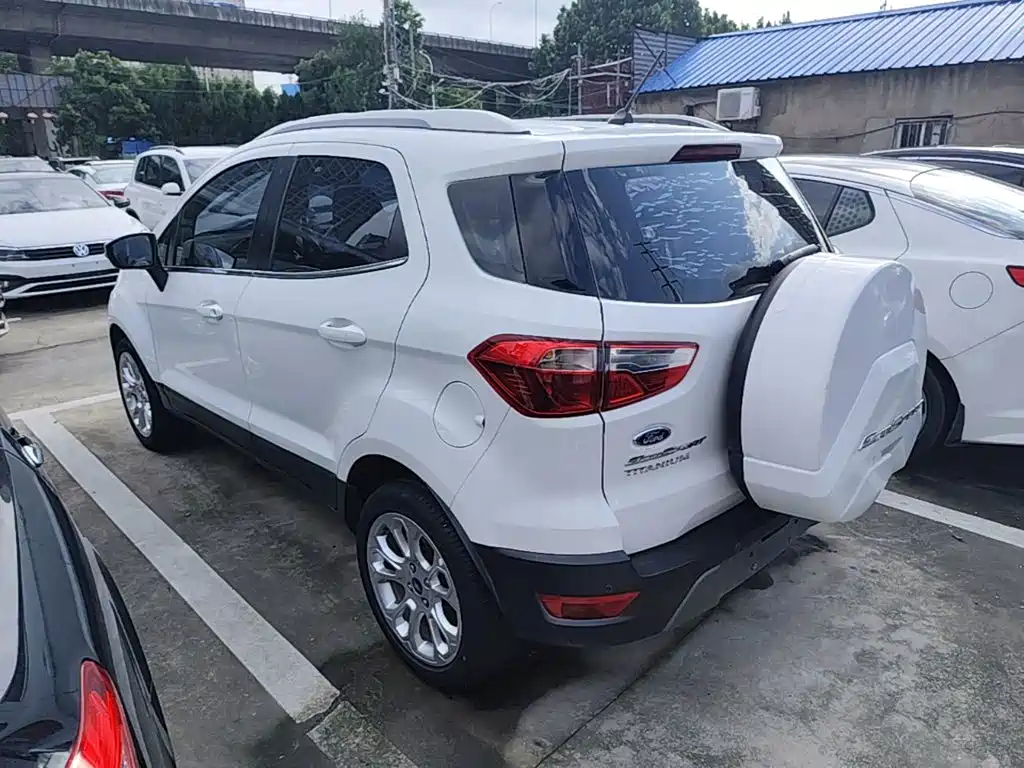 Ford EcoSport 2017 — фото 5