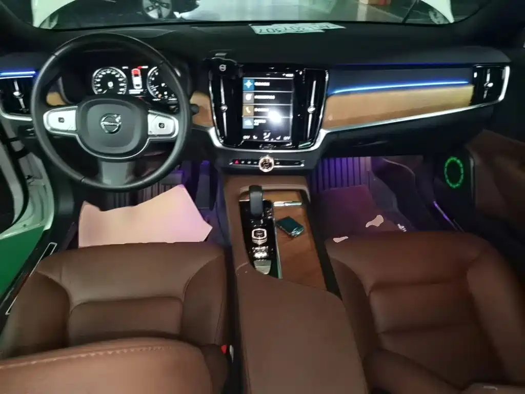 Volvo S90 2020 — фото 10