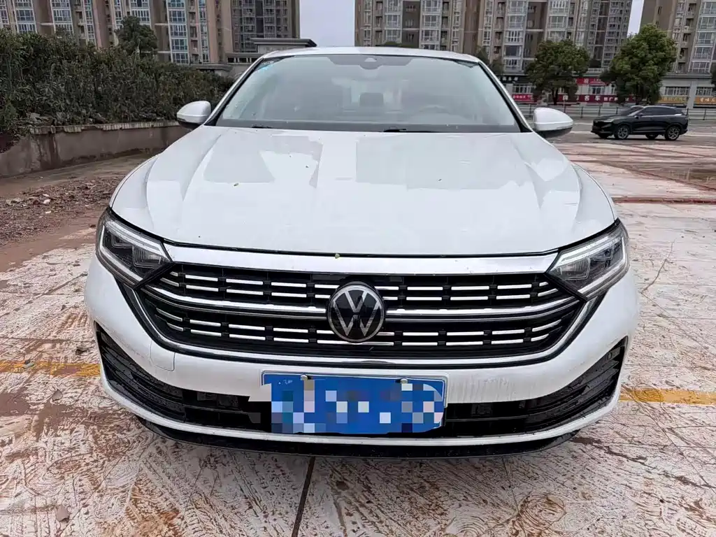 Volkswagen Sagitar 2021