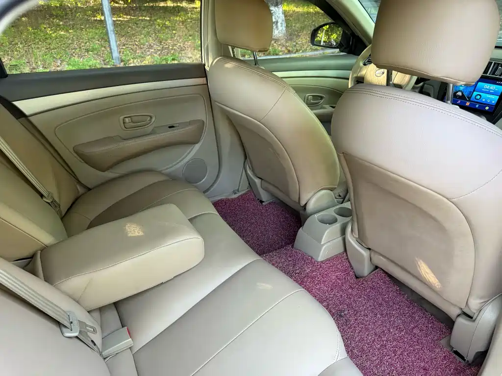 Nissan Sylphy 2015 — фото 24