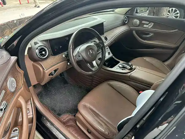 Mercedes-Benz E-Class 2018