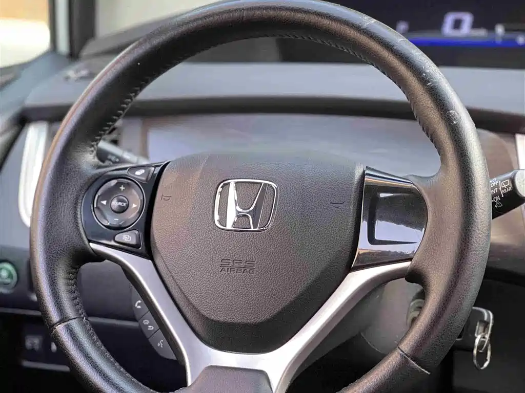 Honda Jade 2014 — фото 13