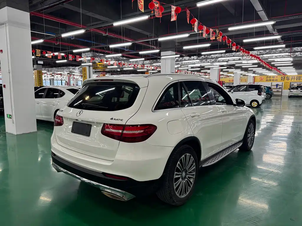 Mercedes-Benz GLC 2016 — фото 10